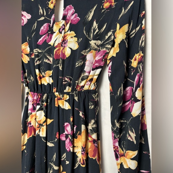 Kendall & Kylie Black Floral Cut-Out Dress XS - Picture 4 of 7